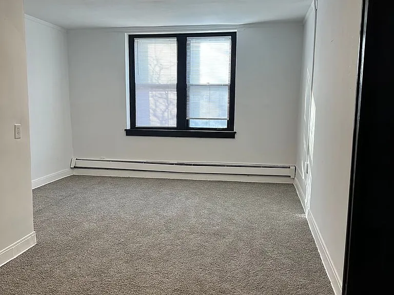 2 N Huron St — Photo 17