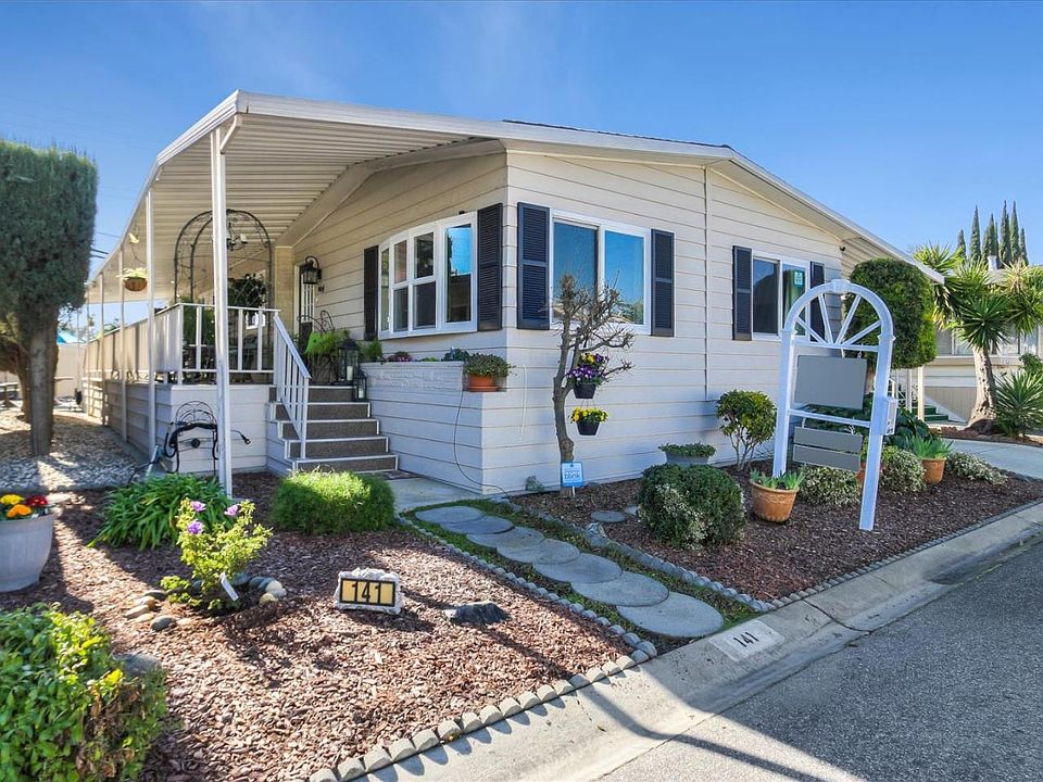 1st image of 141 Mountain Springs Dr #141