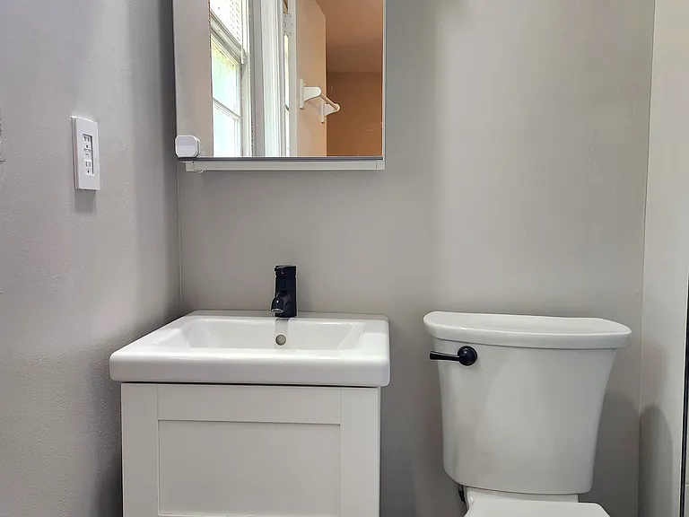 1482 Wesley Dr — Photo 29