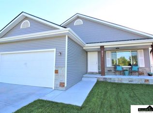 8345 S 63rd St, Lincoln, NE 68516