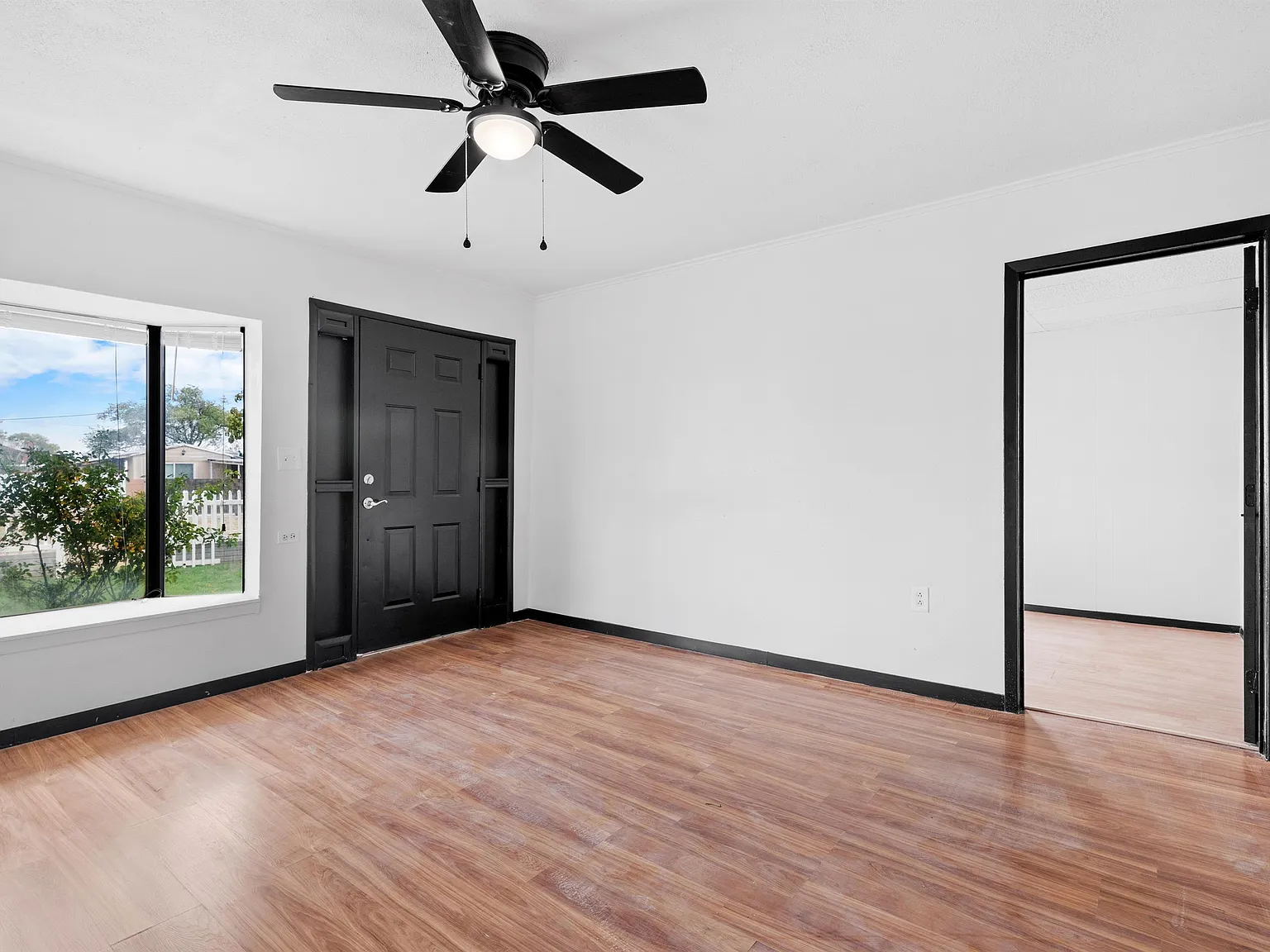 216 South Avenue D - 1 — Photo 3