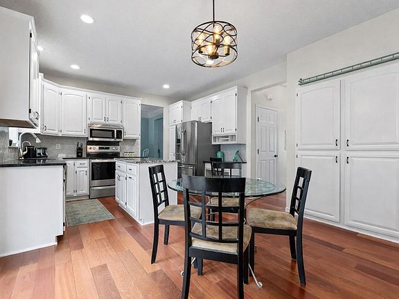 3rd image of 12260 195th Ln NW