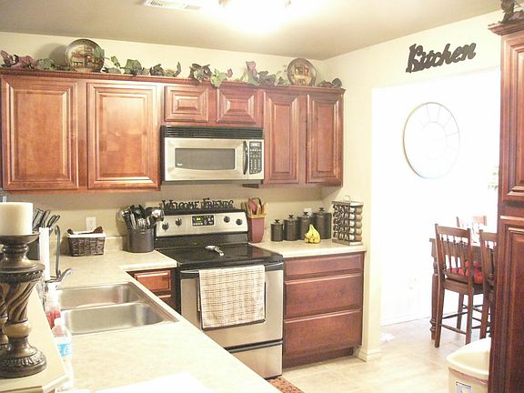 2nd image of 1288 N Trinity Dr