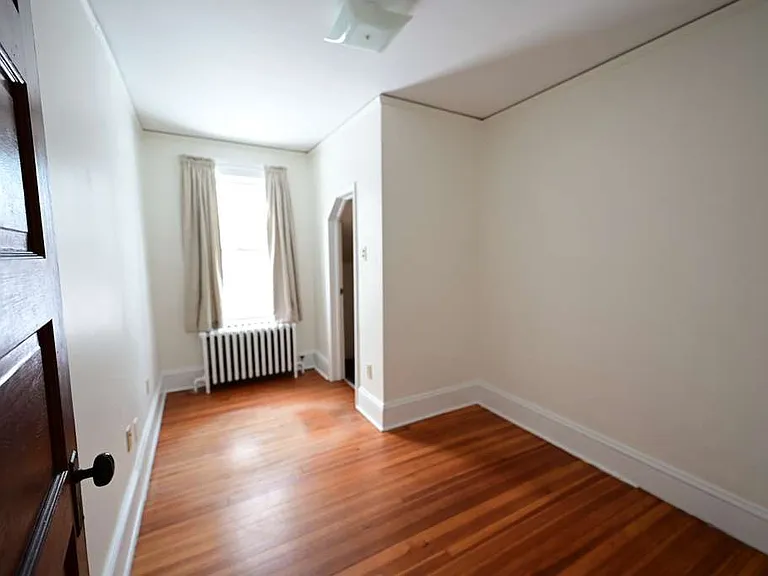 11 Brayton St — Photo 19