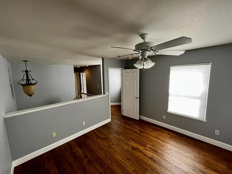 1727 Victorian Point — Photo 18