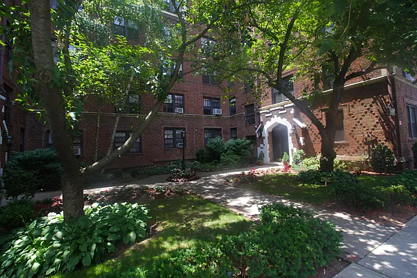 Sold by Exit Kingdom Realty | media 34