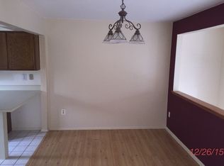 23 Chestnut Ct, High Bridge, NJ 08829