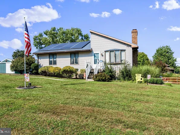 33 Low Rd, Earleville, MD 21919