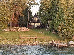 34688 S Fairbank Point Rd, Drummond Island, MI 49726