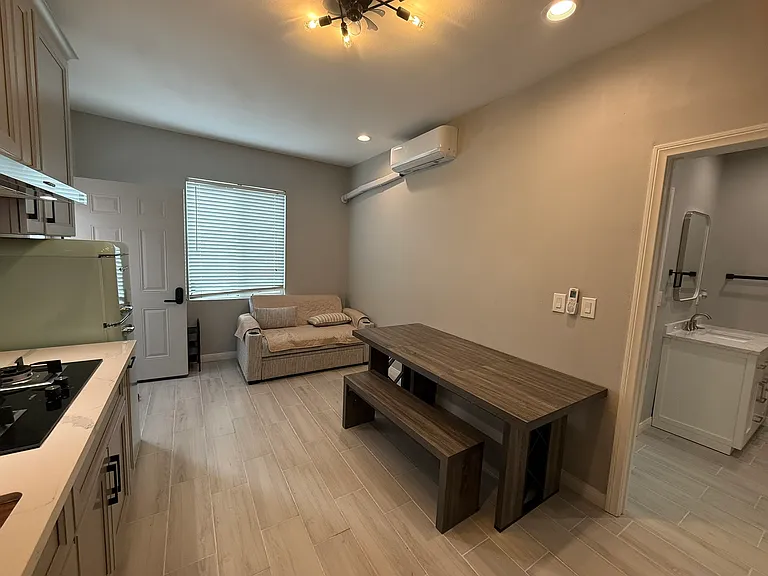 14069 Bay Cir #1 — Photo 7