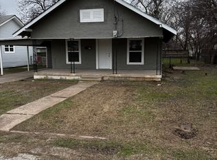 211 E Crafton St, Henrietta, TX 76365