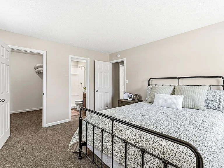10 West Apartments — Photo 11