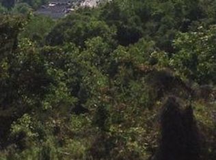 302 N 6th St, Middlesboro, KY 40965