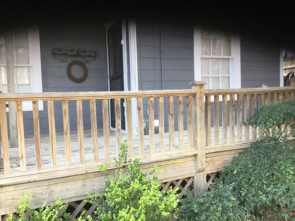 2nd image of 938 Dalzell St