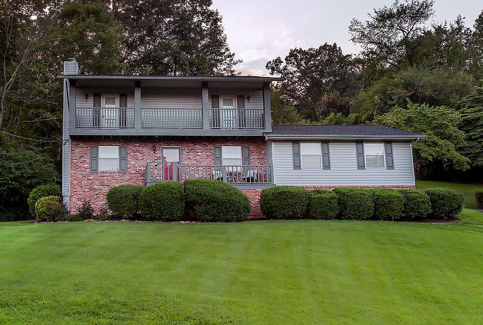 1st image of 118 Brandawyne Dr