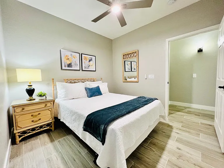 492 E Rainbow Dr — Photo 36
