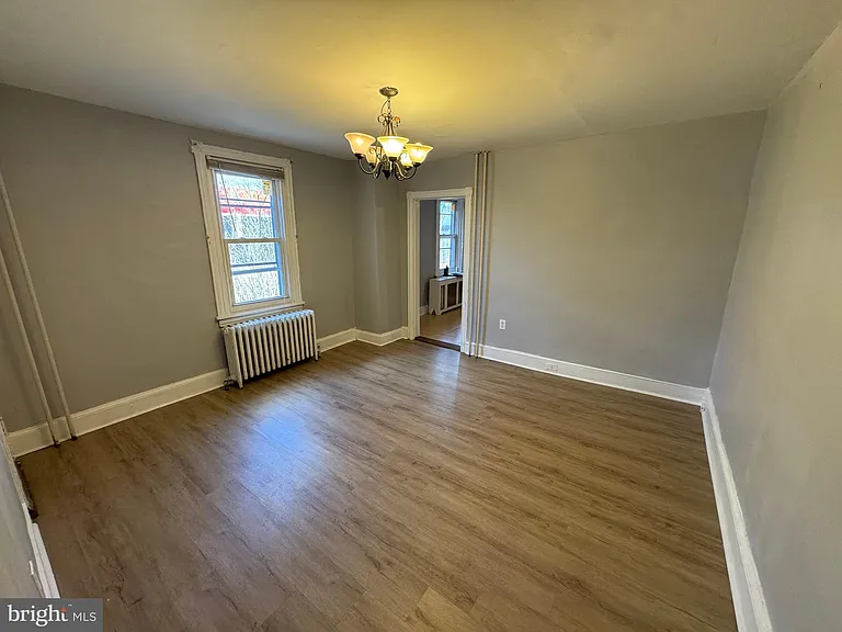 729 E Haverford Rd — Photo 6