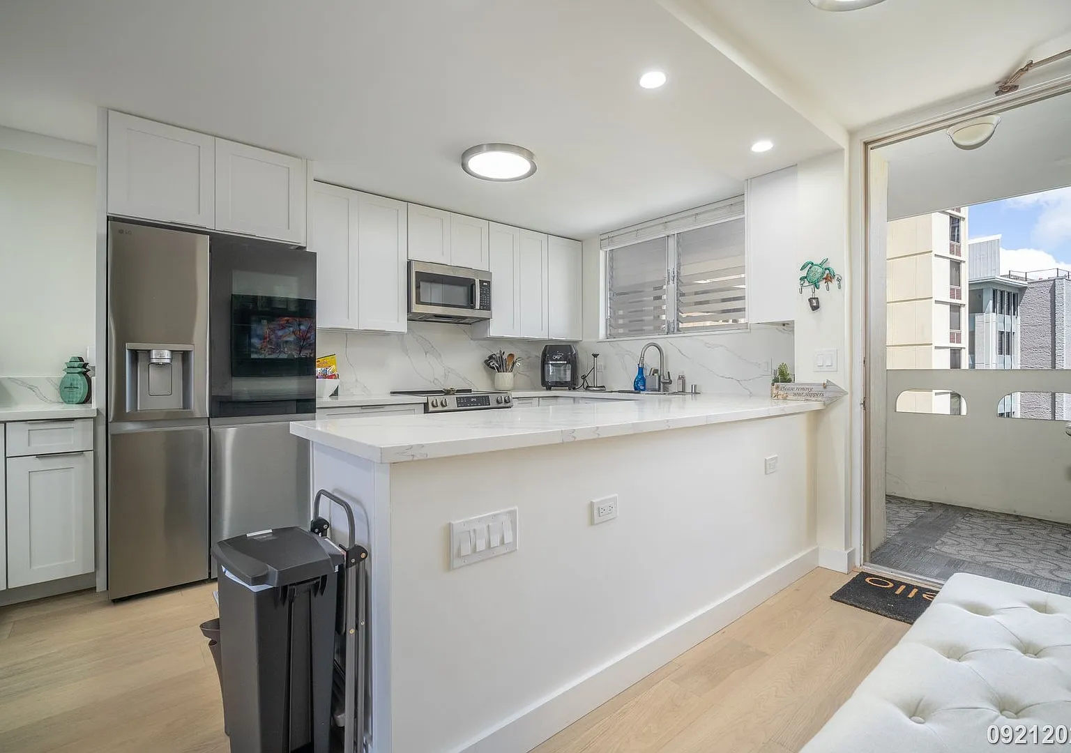 1717 Ala Wai Blvd — Photo 2