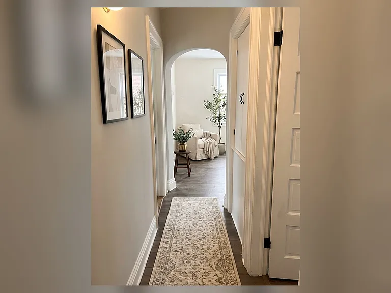 126 Oxford Ave #2 — Photo 6