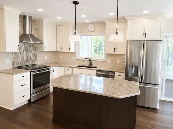 326 East Ave, Belleville, WI 53508