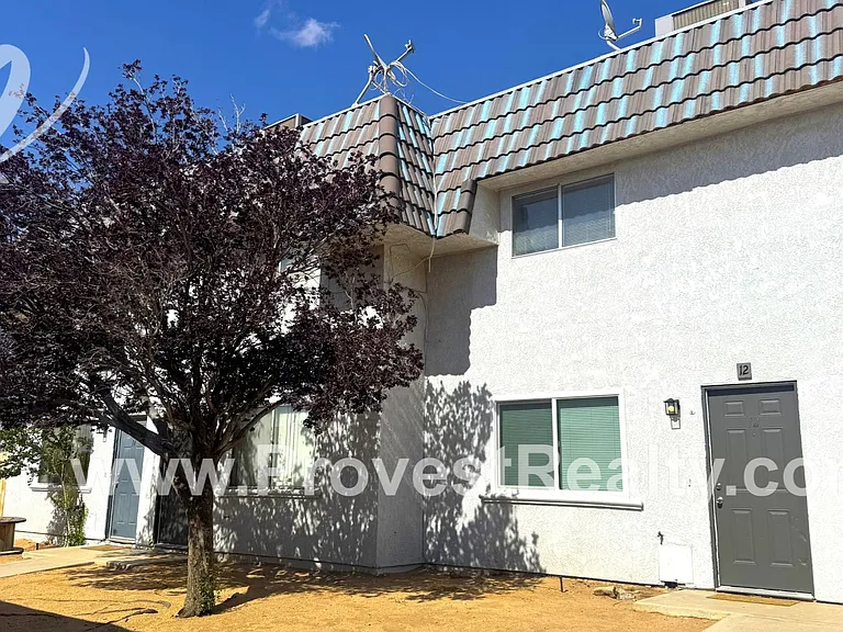 Sioux Rd 22526- / AVT 2 LLC — Photo 1