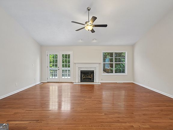 3rd image of 3493 Dunbar Ln