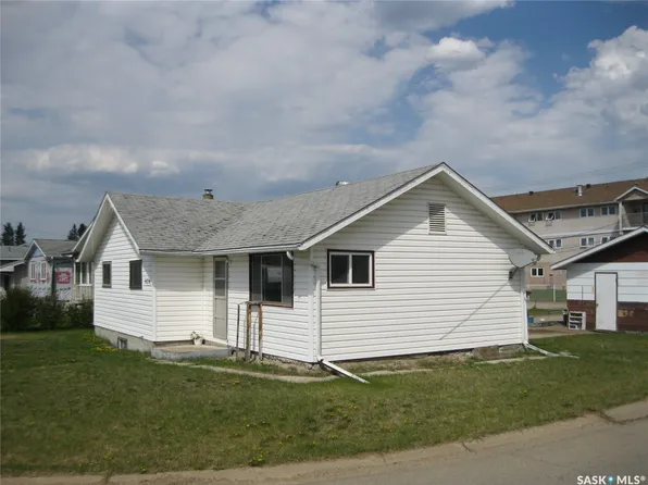 626 Main Street, Hudson Bay, SK S0E 0Y0
