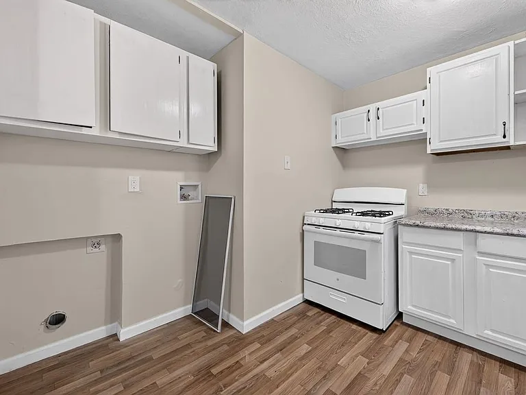 6 Amelia Dr — Photo 11