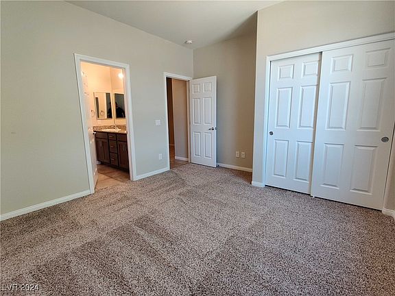 4th image of 5725 Tideview St