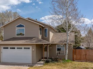 1542 Beech St, Rifle, CO 81650