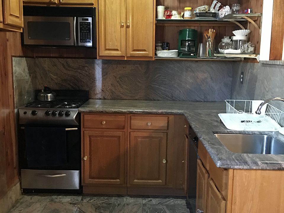 2nd image of 4125 44th St