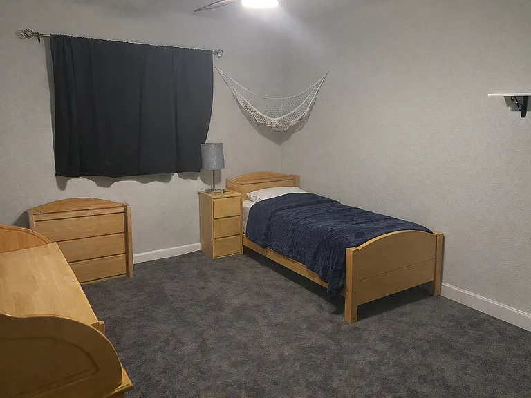 10901 Albion Ct — Photo 11