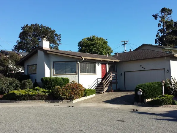 909 Beauford Pl, Pacific Grove, CA 93950