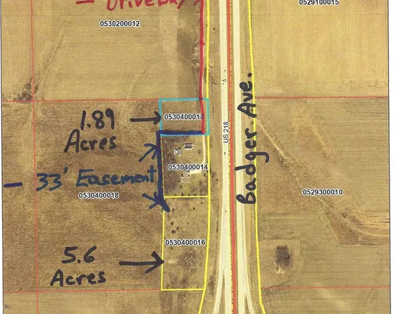 Badger Ave, Waverly, IA 50677