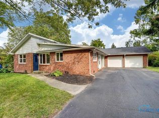 319 Martindale Rd, Bowling Green, OH 43402