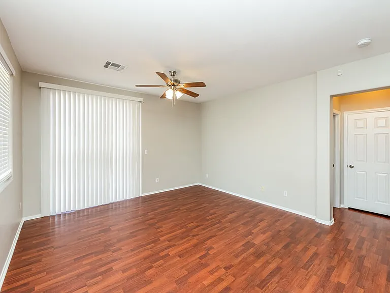 6604 Frances Celia Ave — Photo 3