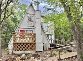 320 Hillside Ln, Valley View, TX 76272
