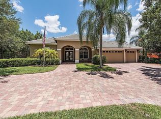 2116 Mission Dr, Naples, FL 34109