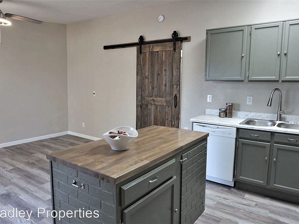 1st image of 216 N Canyon Dr APT 6