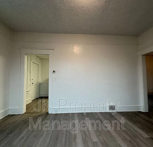 604 2nd Ave S — Photo 5