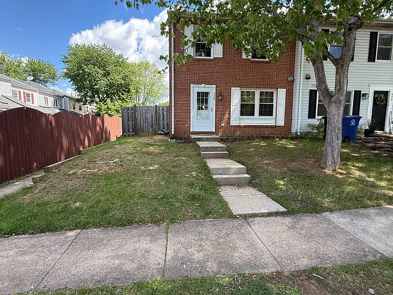 338 Nansemond St SE — Photo 2