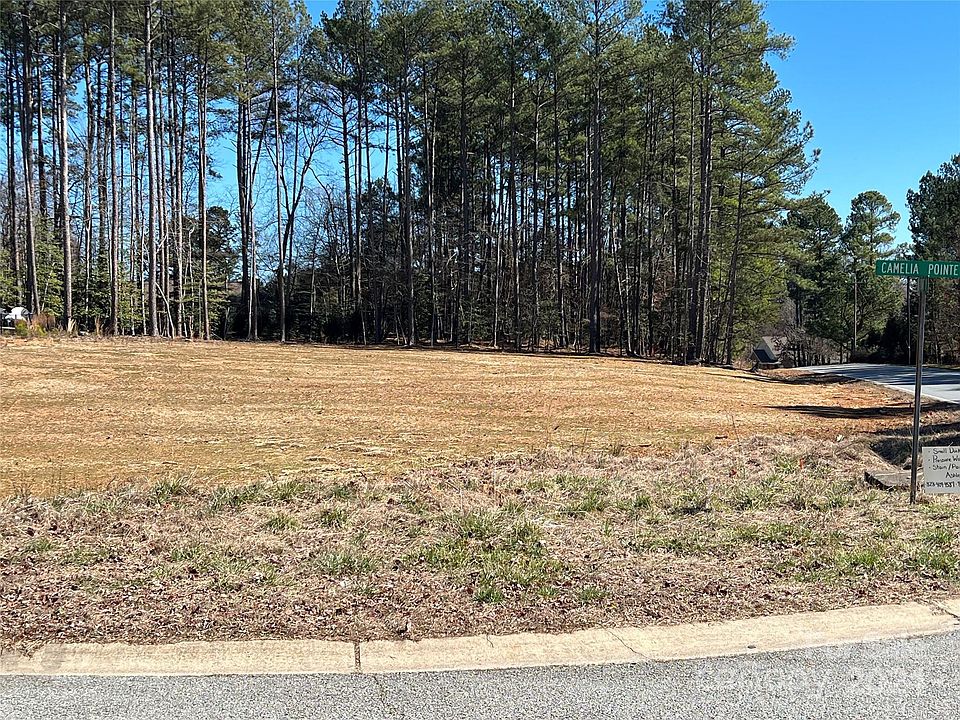 1st image of 2610 Camelia Pointe Dr