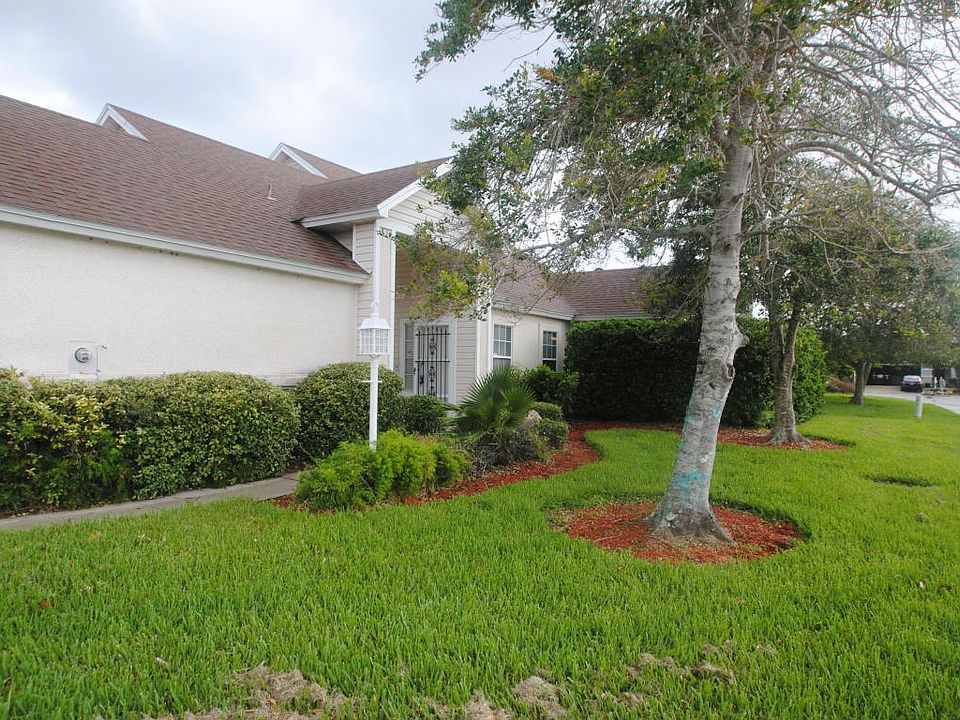 1st image of 427 La Reserve Cir