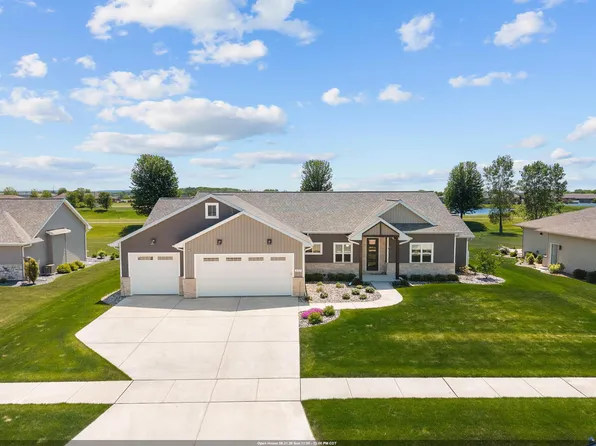 2157 Fox Point Cir, De Pere, WI 54115