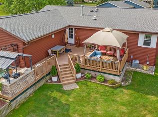 25400 Windsong Ct, Wind Lake, WI 53185