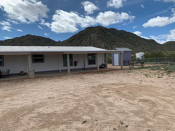 5th image of 52840 W Sunbake Ln