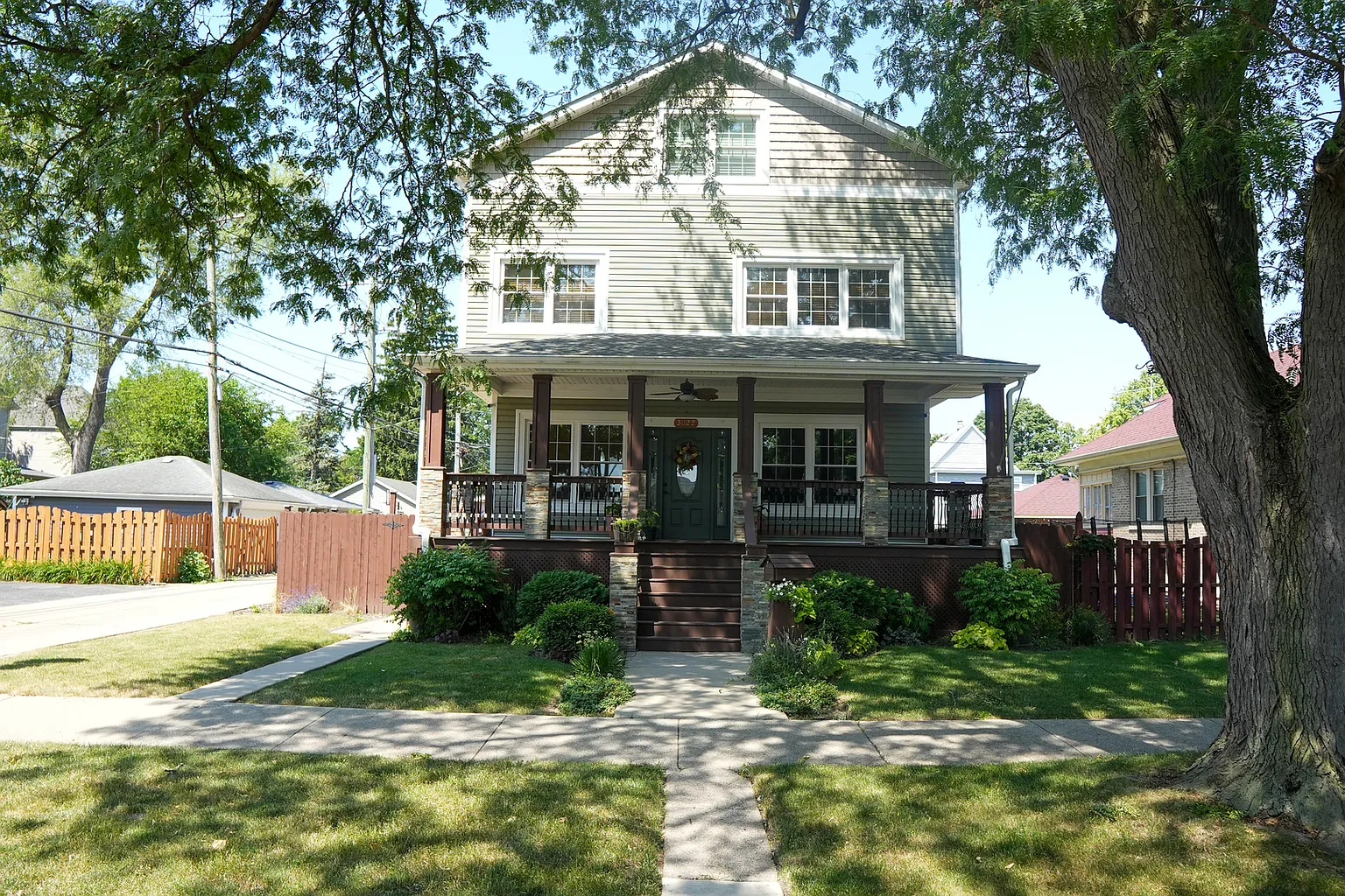 3022 Calwagner St photo 1