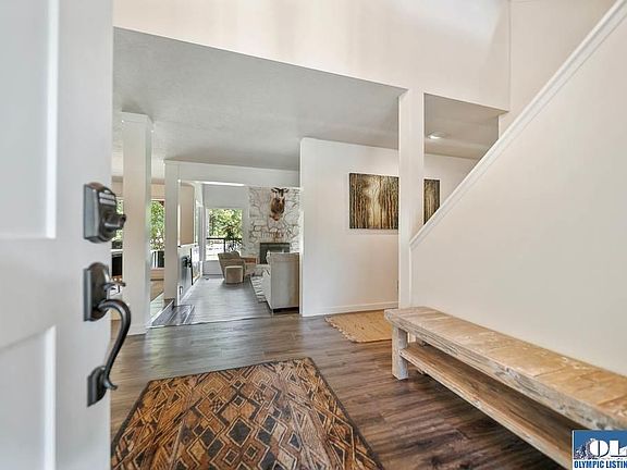 5th image of 1171 Big Pine Way