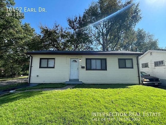 2nd image of 10452 Earl Dr