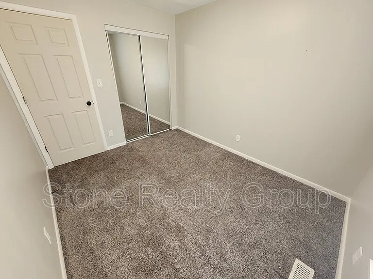 245 N Kibby St #23 — Photo 5